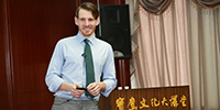 加拿大籍影視演員James Alofs蒞臨寶鷹集團